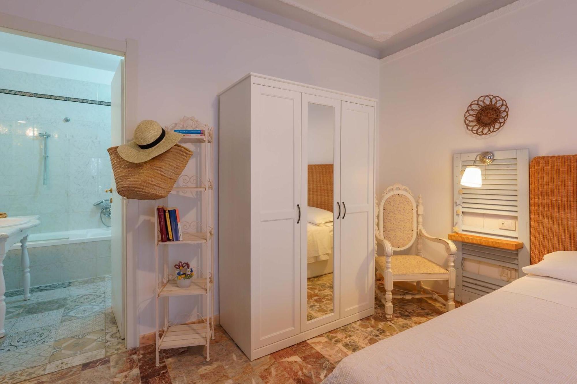 Bed and breakfast Bb 1987 Pula Extérieur photo